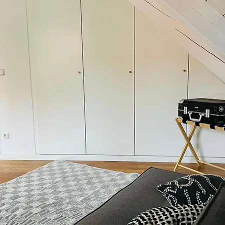 Moderne Haus In Haus Mit Arbeitsplatz * Germering